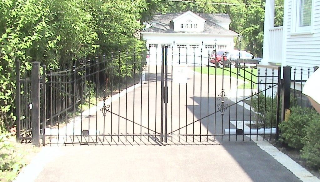 Kenilworth gates